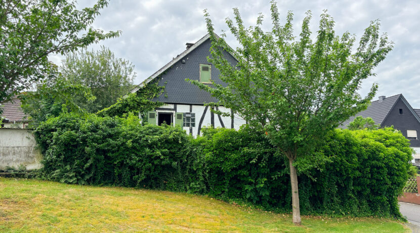 Straßenansicht