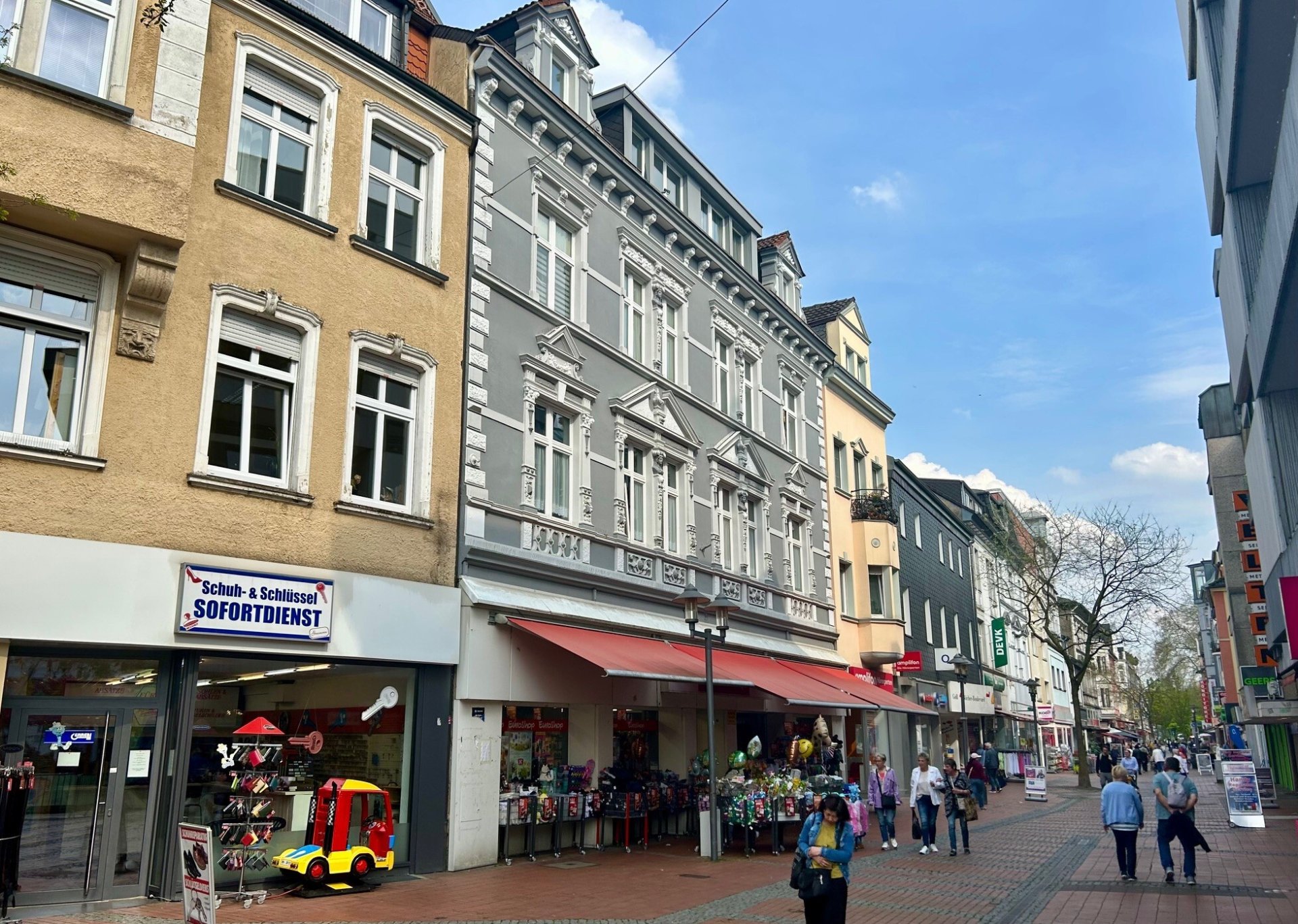 Gepflegtes Wohn- und Geschäftshaus inmitten von Essen Steele
