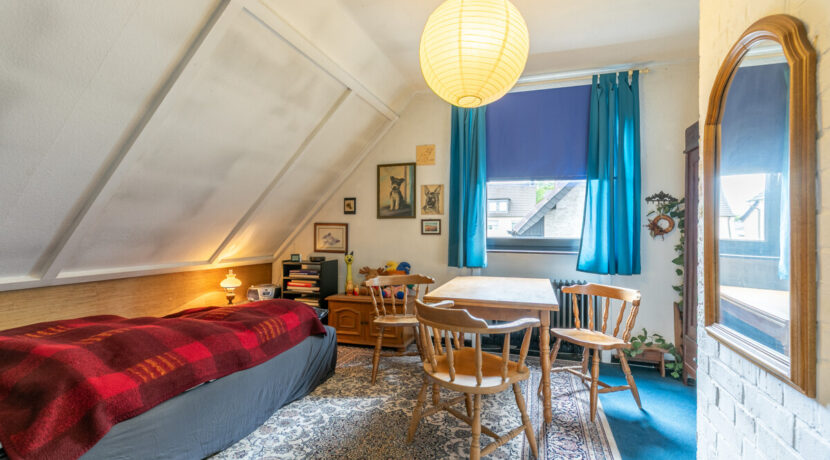 Schlafzimmer III
