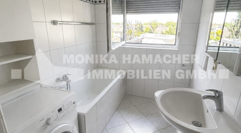 Bad mit Wanne