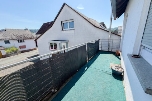 1. OG links Balkon