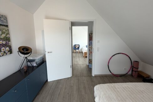 Schlafzimmer/Büro Spitzboden