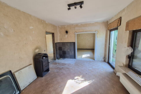 Wohnzimmer - Wohnung links