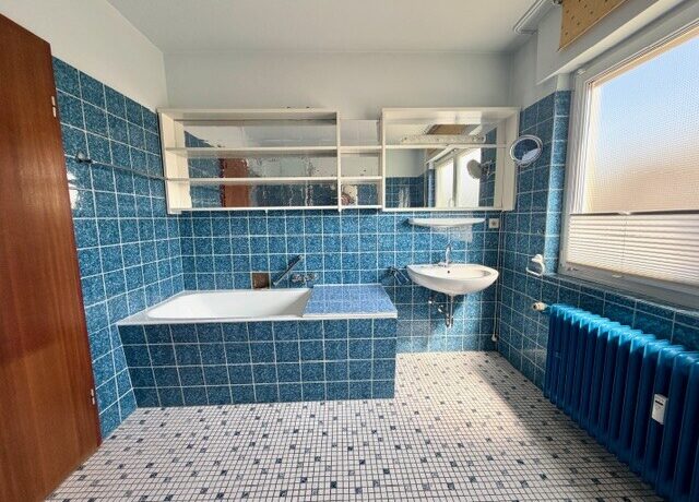 Haushälfte rechts - Badezimmer
