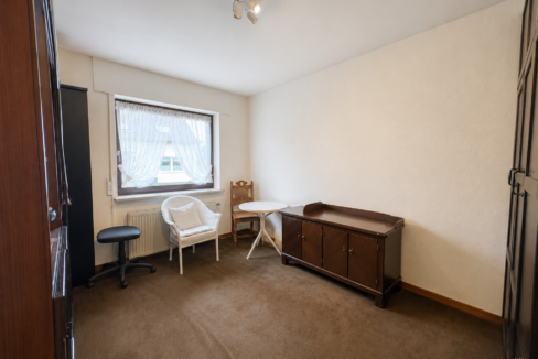 Kinderzimmer ( EG )