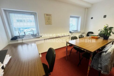 Büro (2)