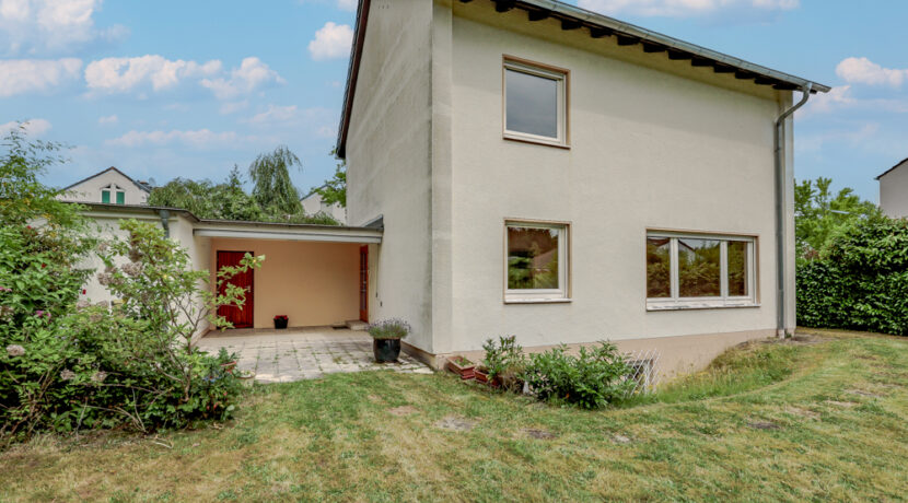 Gartenseitige Hausansicht