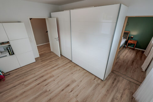 Zimmer 2 EG