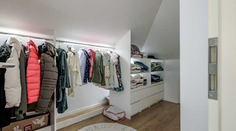 Ankleidezimmer OG