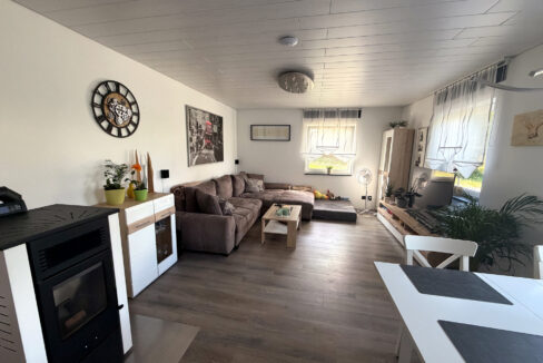 Wohnzimmer UG