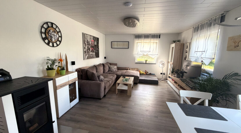 Wohnzimmer UG