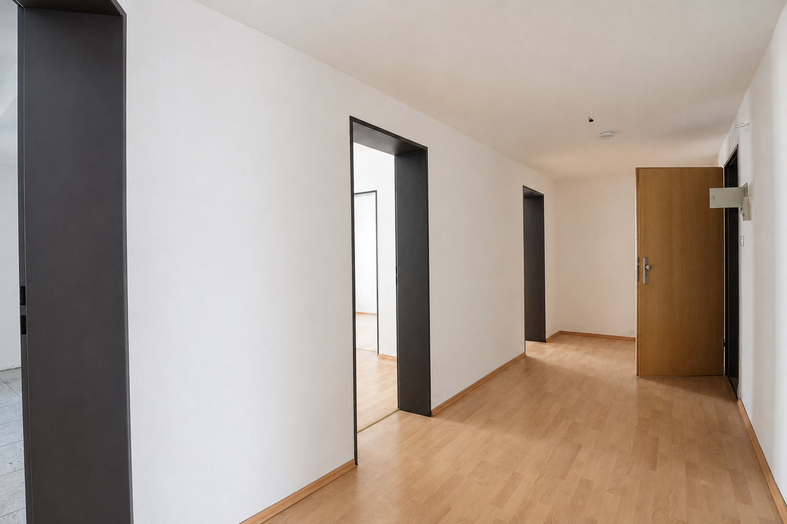 Ca. 80m² große 3-Zimmer-Wohnung mit offenem Wohn-/​ Essbereich und Tageslichtbad - Photo 4