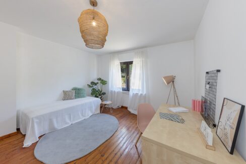 Arbeits-/Gästezimmer