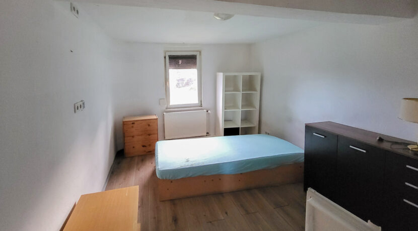 Zimmer 1 OG