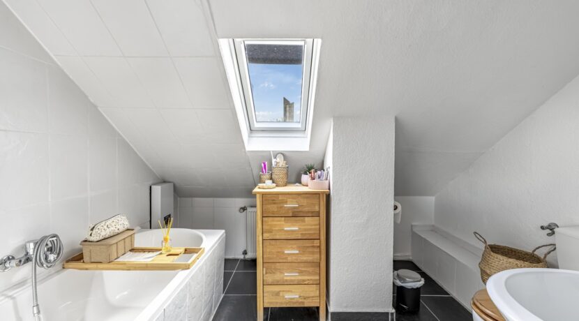 Badezimmer DG