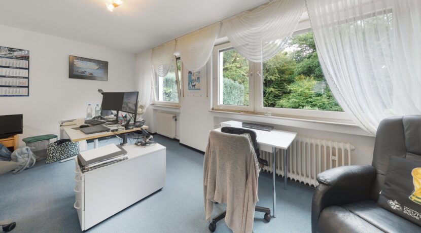 Kinderzimmer___Büro