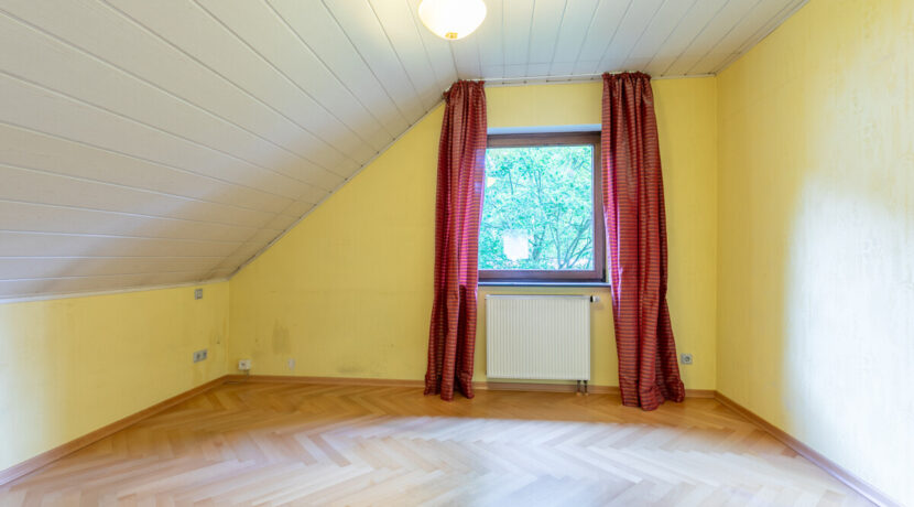 Schlafzimmer III
