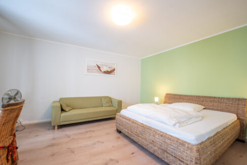 Zimmer 1 Wohnung 1. OG