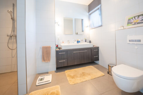 Badezimmer DG