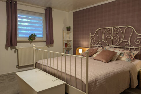 Schlafzimmer UG