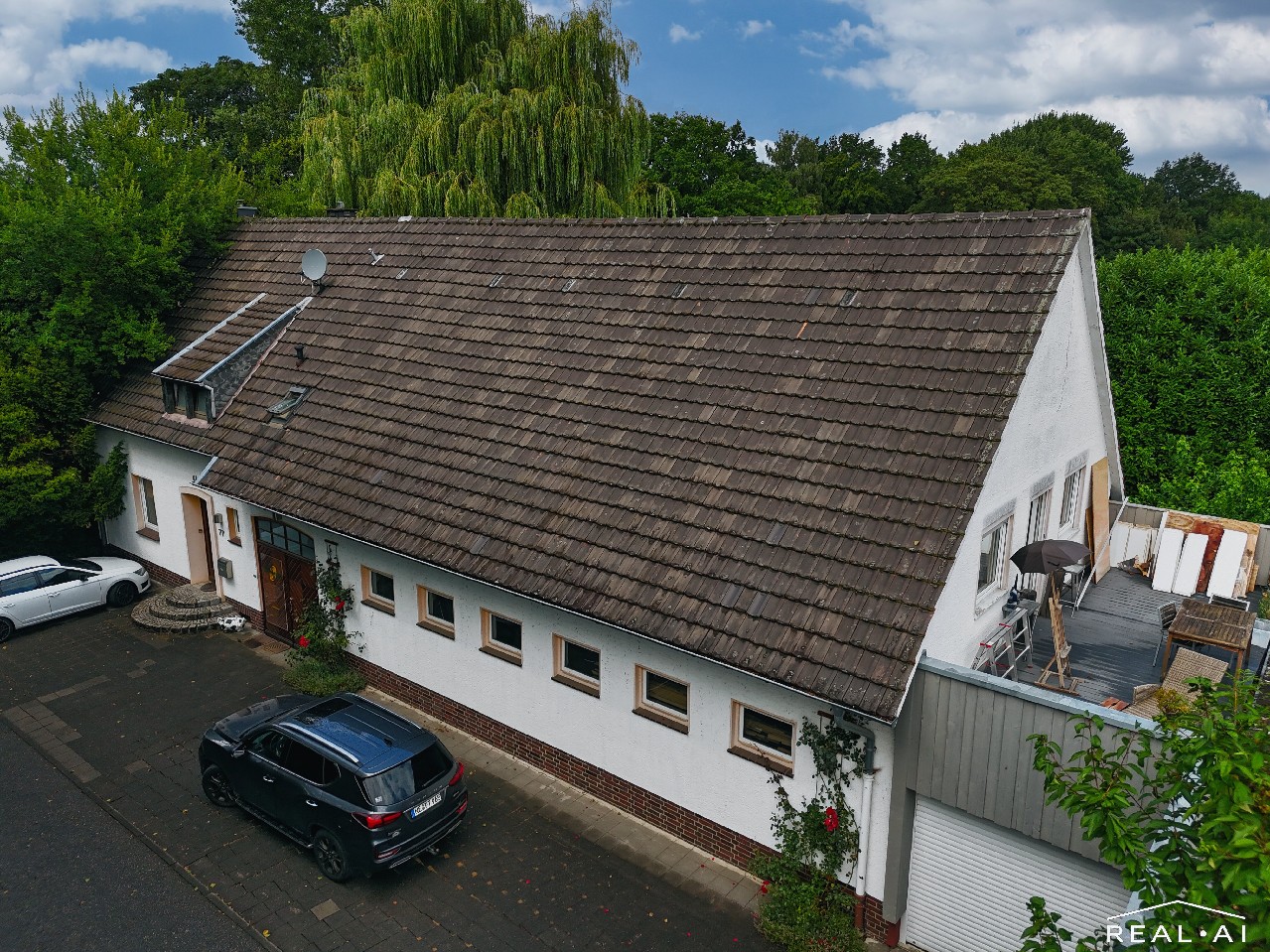 Hier ist alles möglich! Individuelles Wohnhaus mit Atelier und Gewerbefläche in Heinsberg