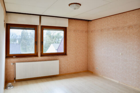 Schlafzimmer (EG)