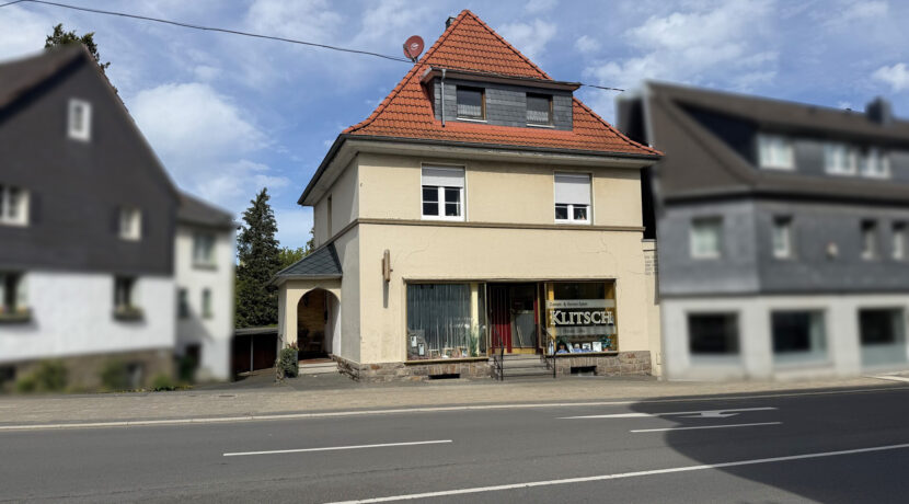 Straßenansicht