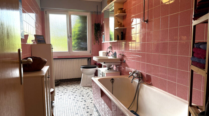 Badezimmer EG
