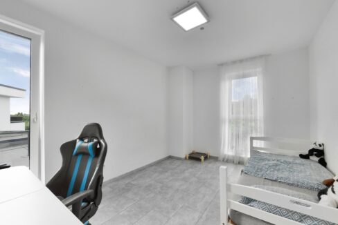 Kinderzimmer / Büro