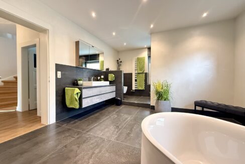 Badezimmer OG