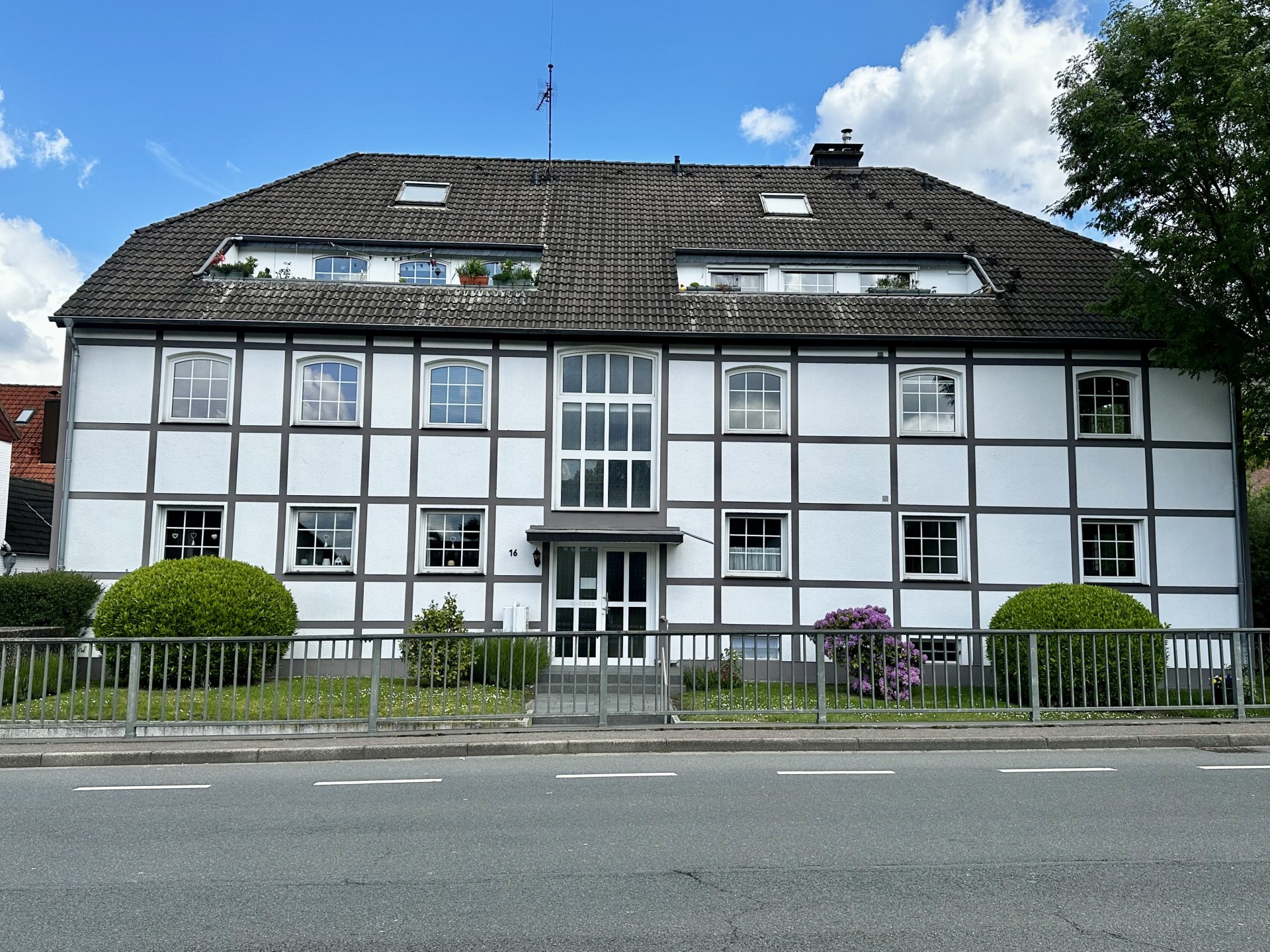 Top Lage an der Anger: Helle 2-Zimmer-Wohnung für Eigennutzer und Kapitalanleger