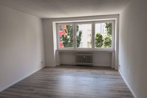 Wohn- Schlafzimmer