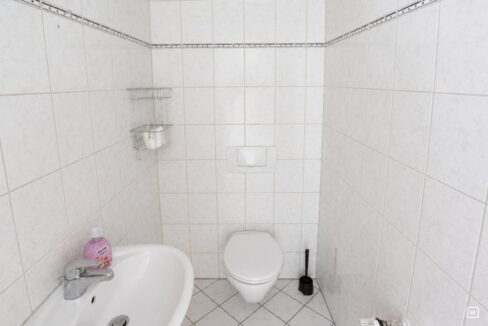Gäste-WC im Souterrain