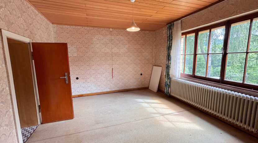 Arbeits-/Gästezimmer EG