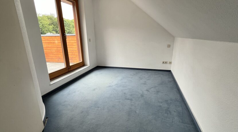 Schlafzimmer 2 DG