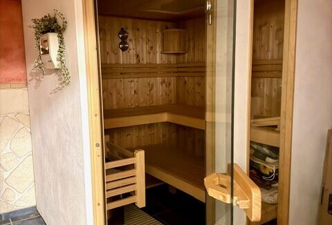 Sauna um Untergeschoss
