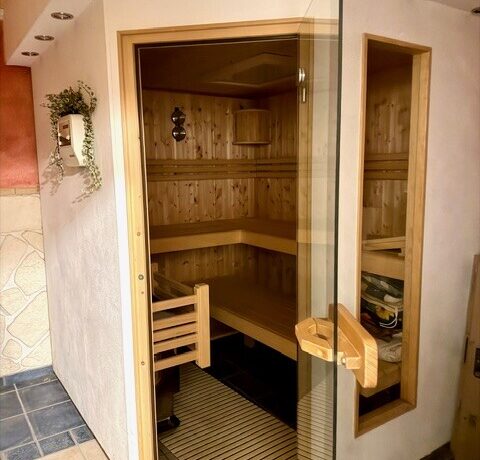 Sauna um Untergeschoss