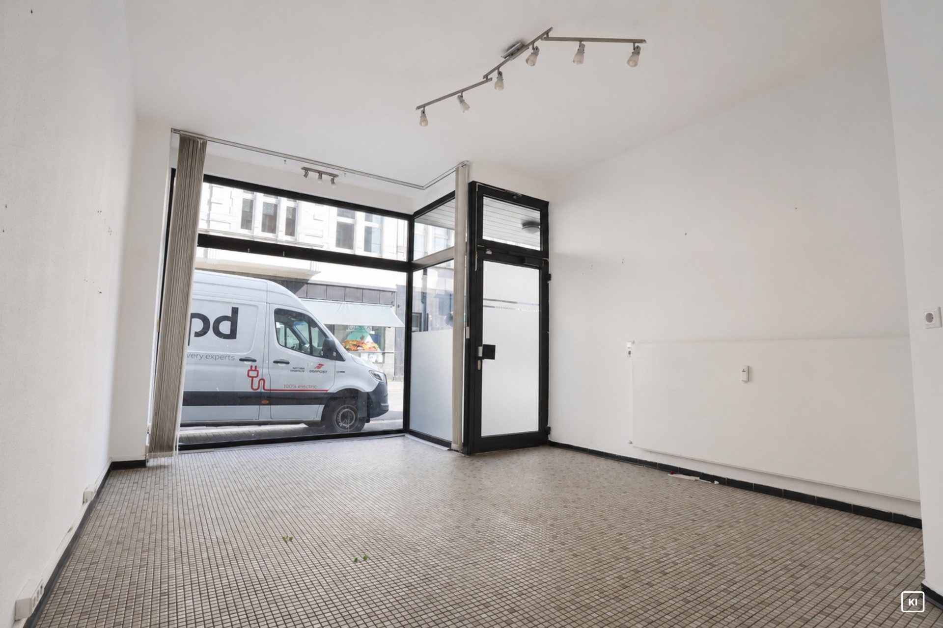 Ca. 35m² große Gewerbefläche mit großer Schaufensterfront in zentraler Lage von Hagen-Wehringhausen