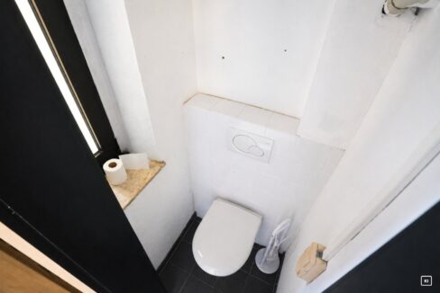 WC