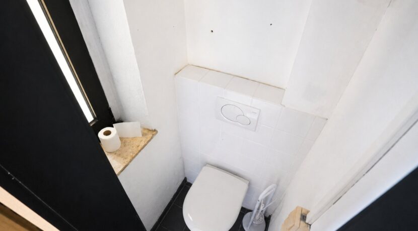 WC