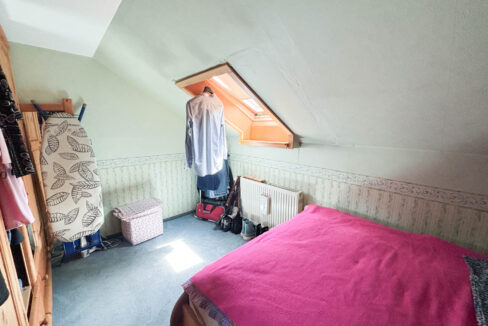 Schlafzimmer DG