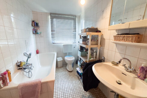 Badezimmer DG