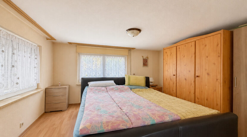 Schlafzimmer EG