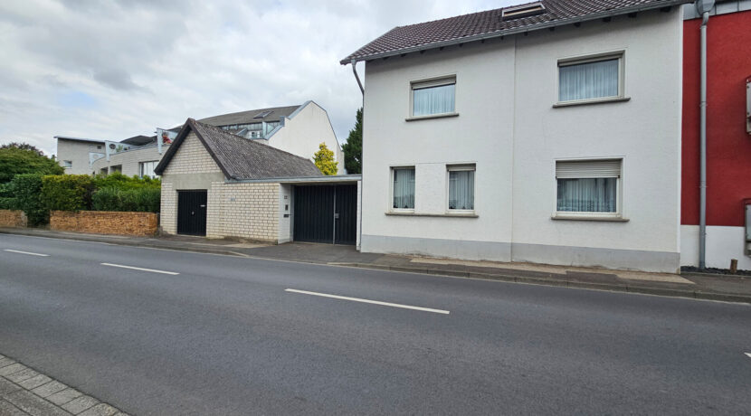 Straßenansicht