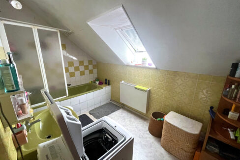 Badezimmer (DG)