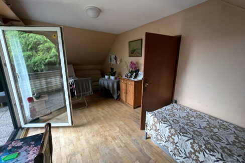 Schlafzimmer-2 (DG)