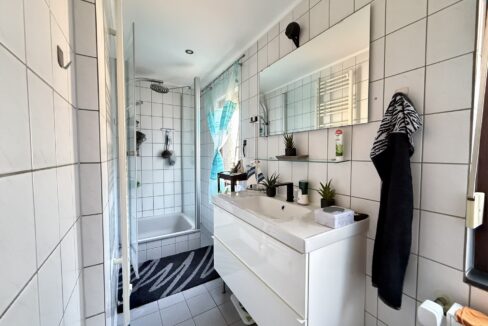 Badezimmer DG