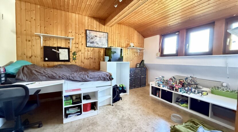 Kinderzimmer EG