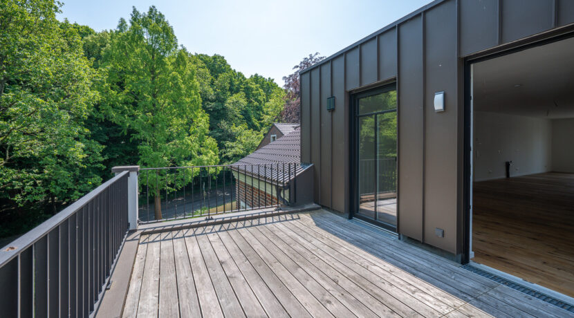 Balkon Nr. 1