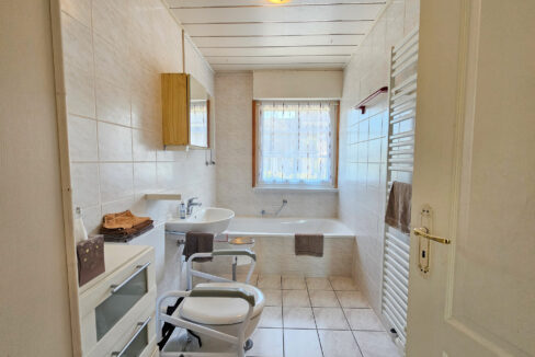 Badezimmer EG